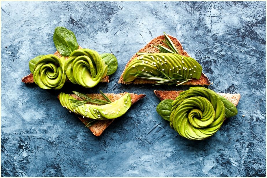 food-2203717_1920-cr-ir