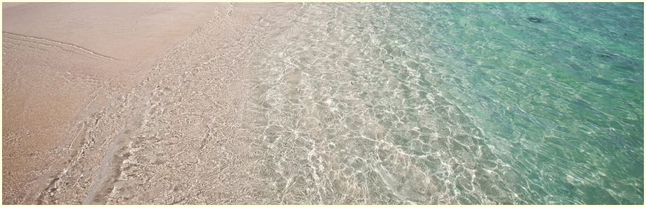 white-sand-beach-2252020_1920-cr-down-ir